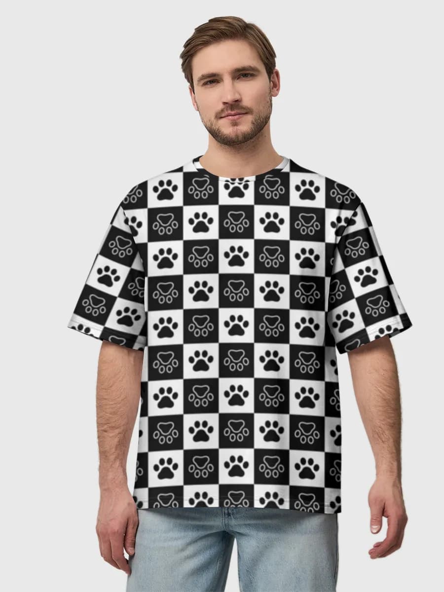 Checkerboard Paw Prints — Men's oversized cotton T-shirt with all-over print, Paw Prints theme
