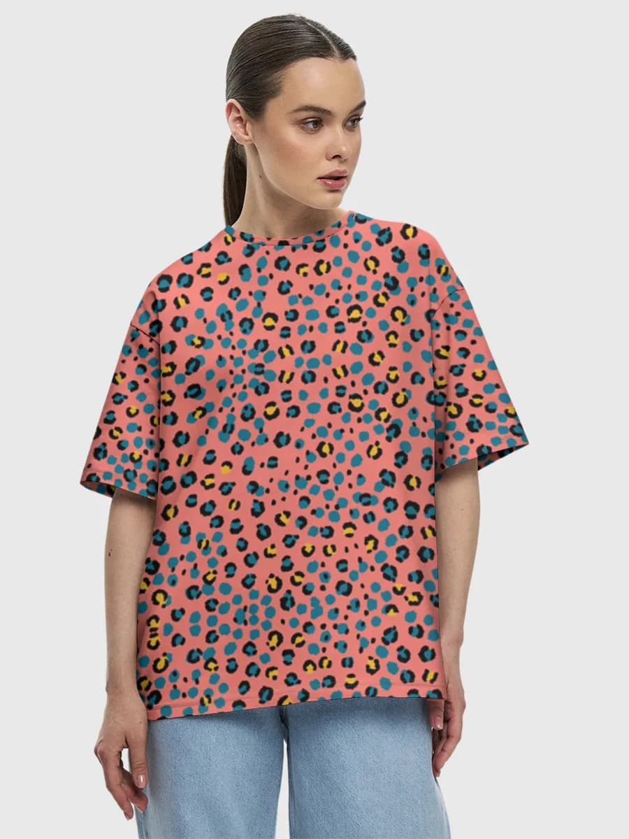 Coral Leopard Print — Women's oversized cotton T-shirt with all-over print, Leopard theme