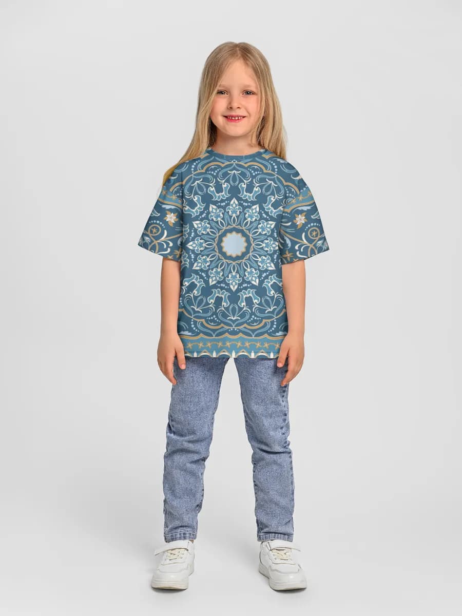 Children's T-shirt. Oversized