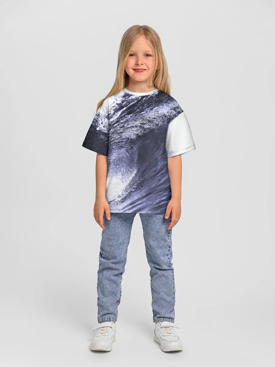 Children's T-shirt. Oversized