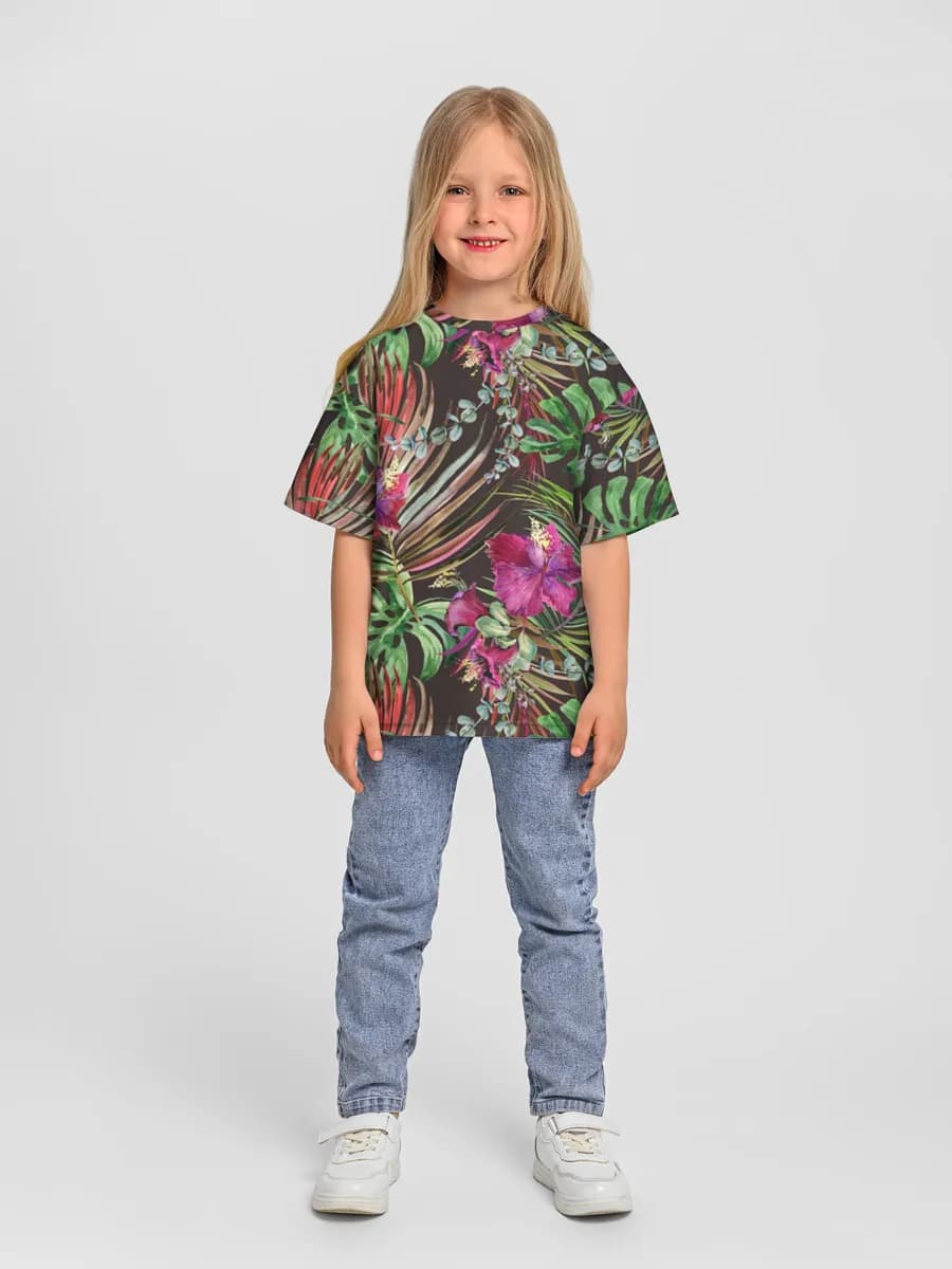 Children's T-shirt. Oversized