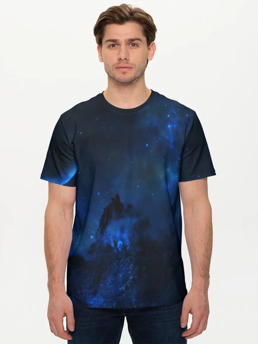 Kosmischer Blauer Berghimmel