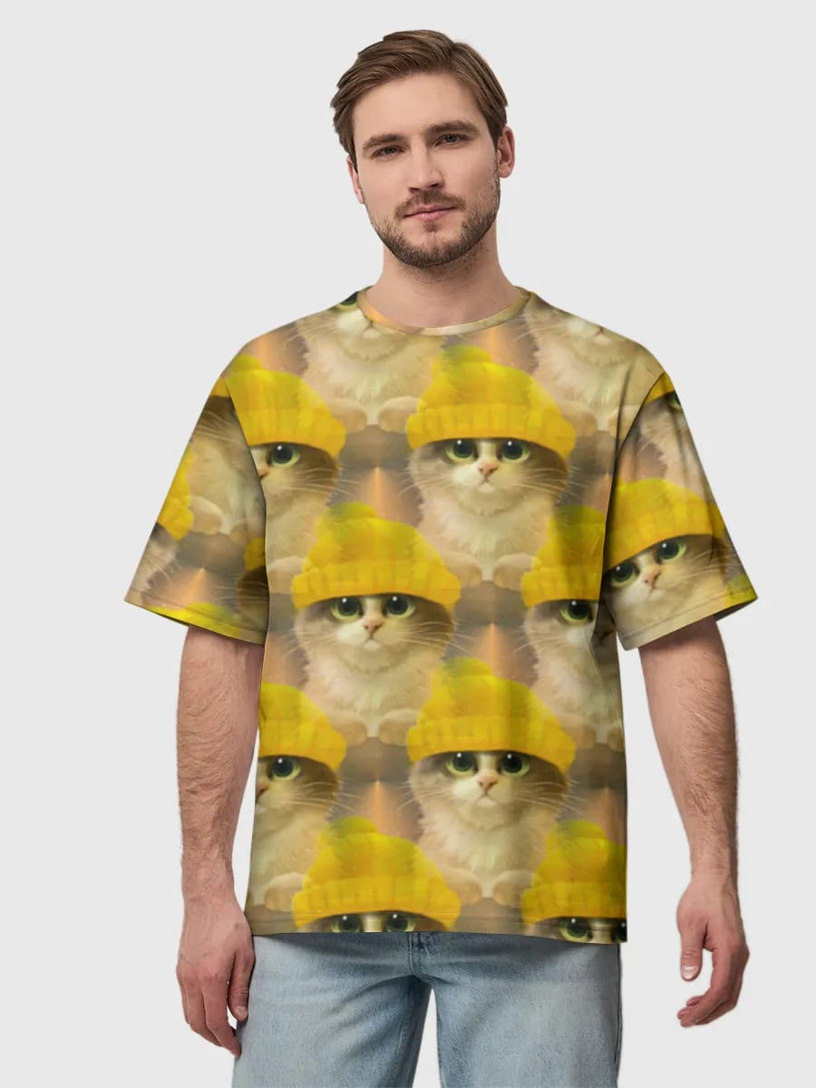 Niedliches Kätzchen mit Beanie