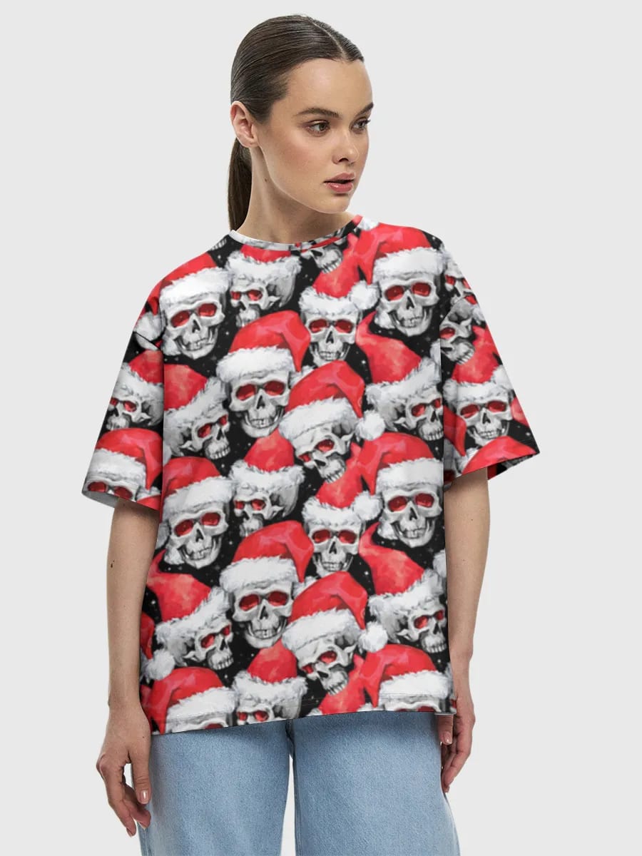 Totenschädel mit Weihnachtsmützen