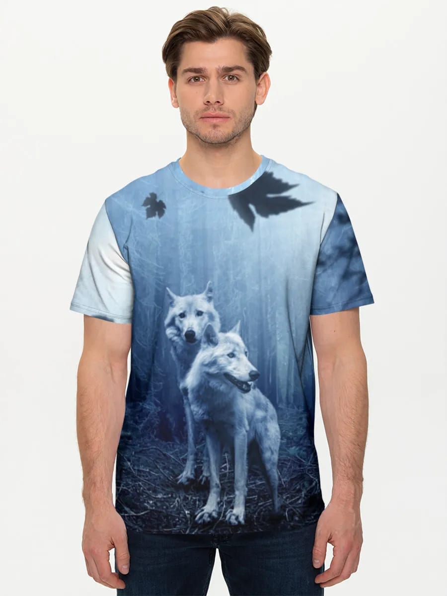 Loups éclairés par la lune dans la brume