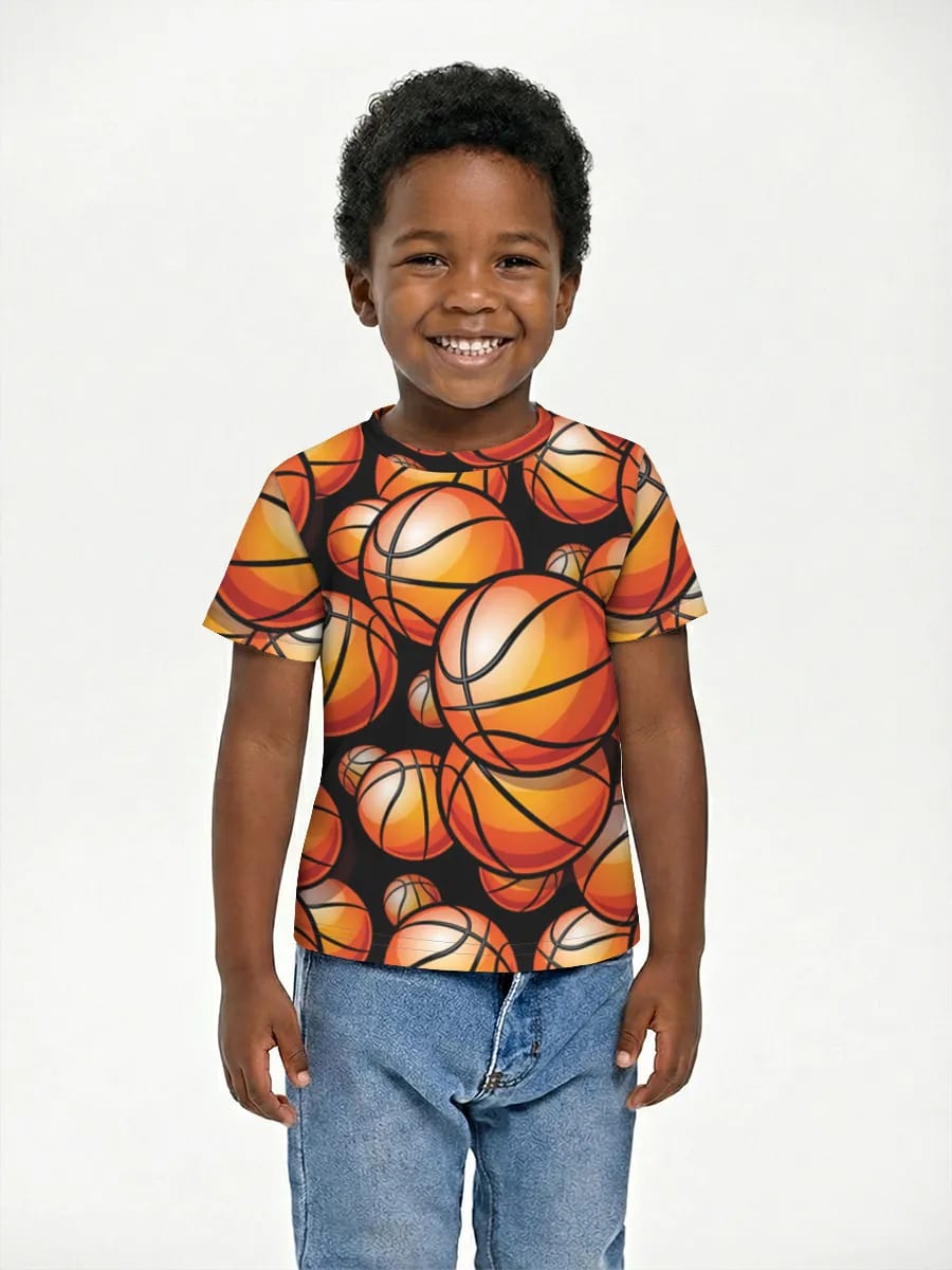 Allover Basketbälle