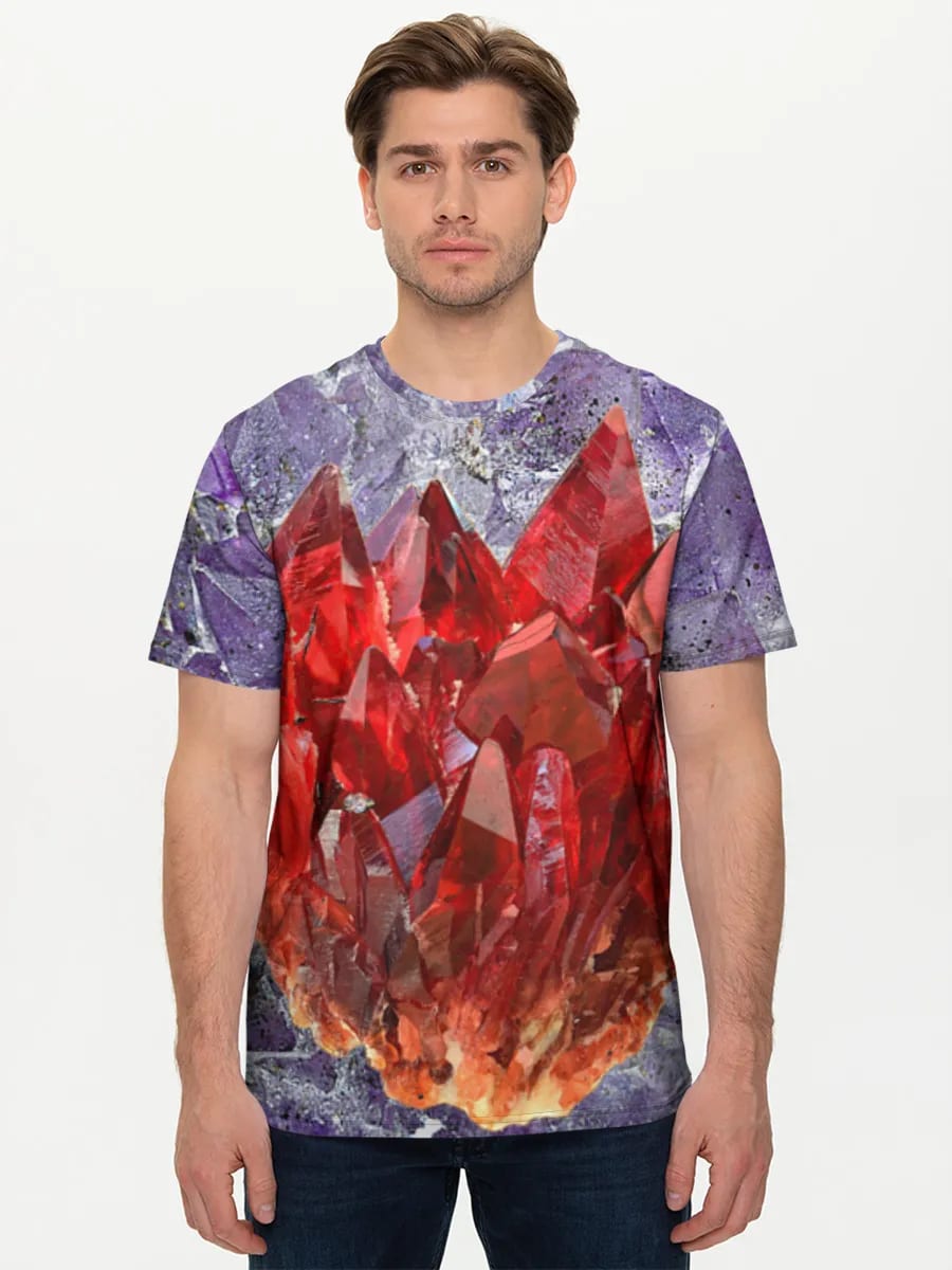 Roter Kristall auf Amethyst